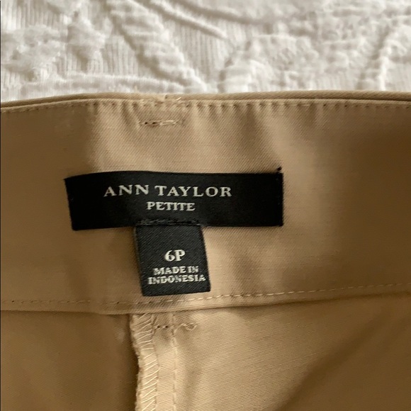 Capri pants - Picture 2 of 3